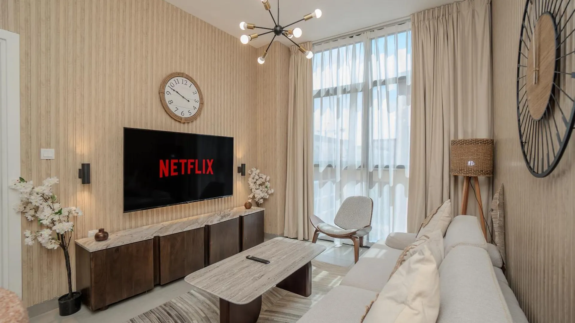 1Bedroom Apartment Oak Luxury By Blue Cloud Holidays Sharjah 0*,  Emirados Árabes Unidos