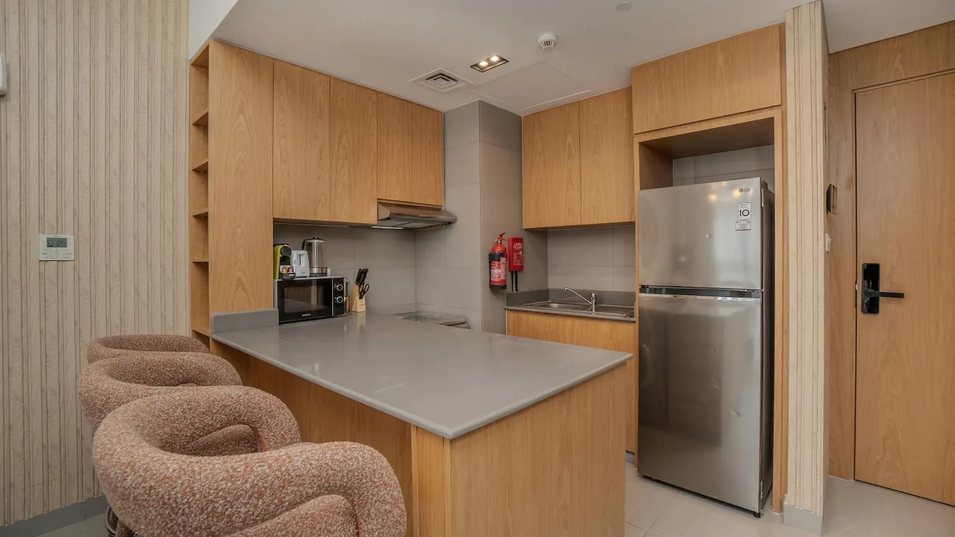 1Bedroom Apartment Oak Luxury By Blue Cloud Holidays Sharjah